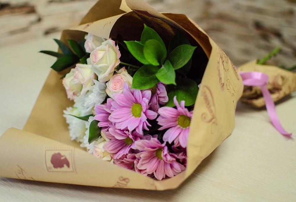 Букет цветов из: Розы и Хризантемы в Петровском Тамбовской области