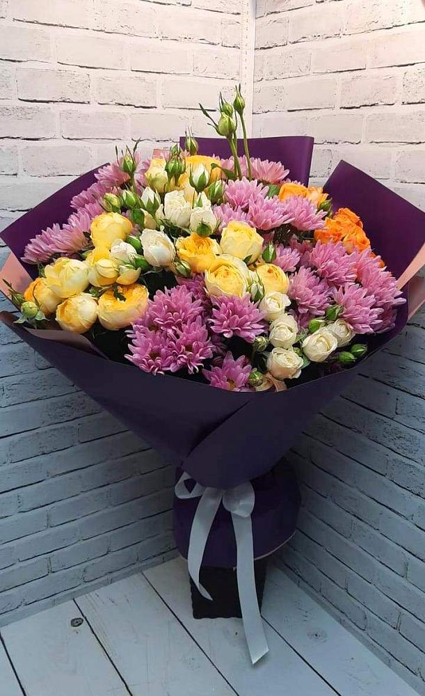 Букет цветов из: Хризантемы и Розы в Петровском Тамбовской области