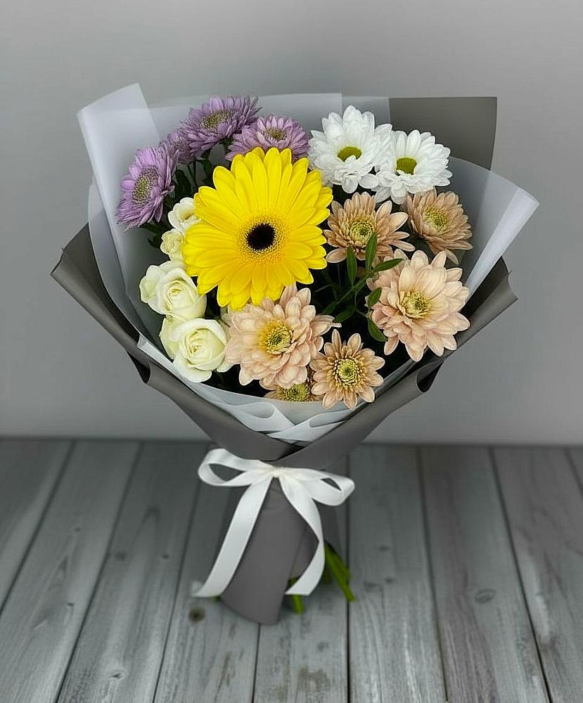Букет цветов из: Розы, Герберы и Хризантемы в Петровском Тамбовской области