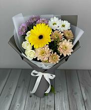 Букет цветов из:  Розы, Герберы и Хризантемы в Петровском Тамбовской области