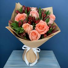 Букет цветов из:  Розы и Альстромерии в Петровском Тамбовской области