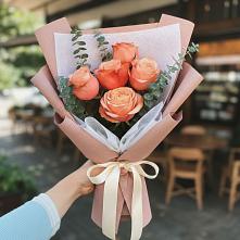 Букет цветов из:  Розы в Петровском Тамбовской области