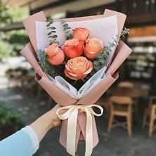 Букет цветов из:  Розы в Петровском Тамбовской области