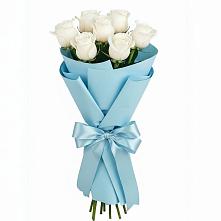 Букет 7 белых роз Проуд в Петровском Тамбовской области