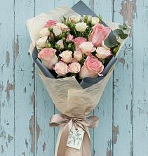 Букет цветов из:  Розы в Петровском Тамбовской области