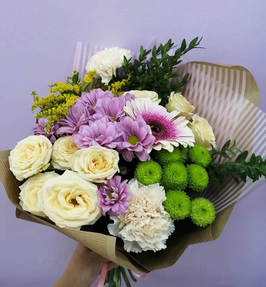 Букет цветов из: Хризантемы, Розы, Гвоздики и Герберы в Петровском Тамбовской области