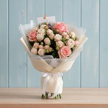 Букет цветов из:  Розы в Петровском Тамбовской области