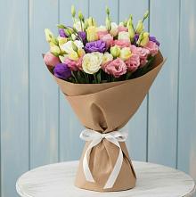Букет цветов из:  Лизиантусы в Петровском Тамбовской области