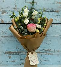 Букет цветов из:  Розы и Лизиантусы #REPLACE_PRED# Петровском Тамбовской области