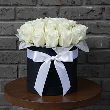 Цветочная композиция из Розы в шляпной коробке в Петровском Тамбовской области